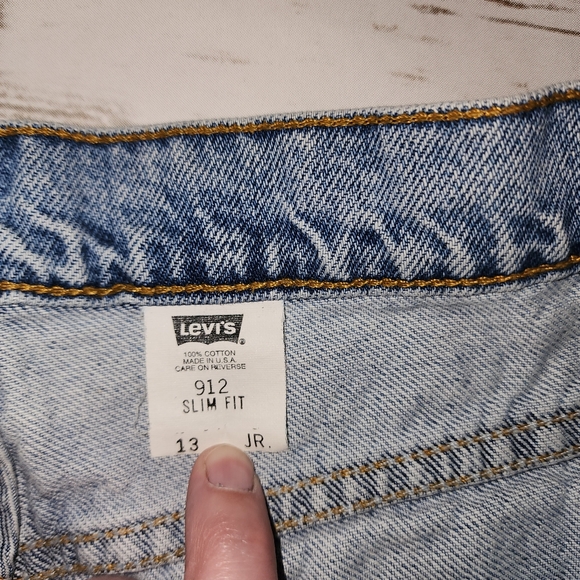 Levi Strauss & Co 912 Y2K Junior's 13 Jean  Shorts - Picture 2 of 5